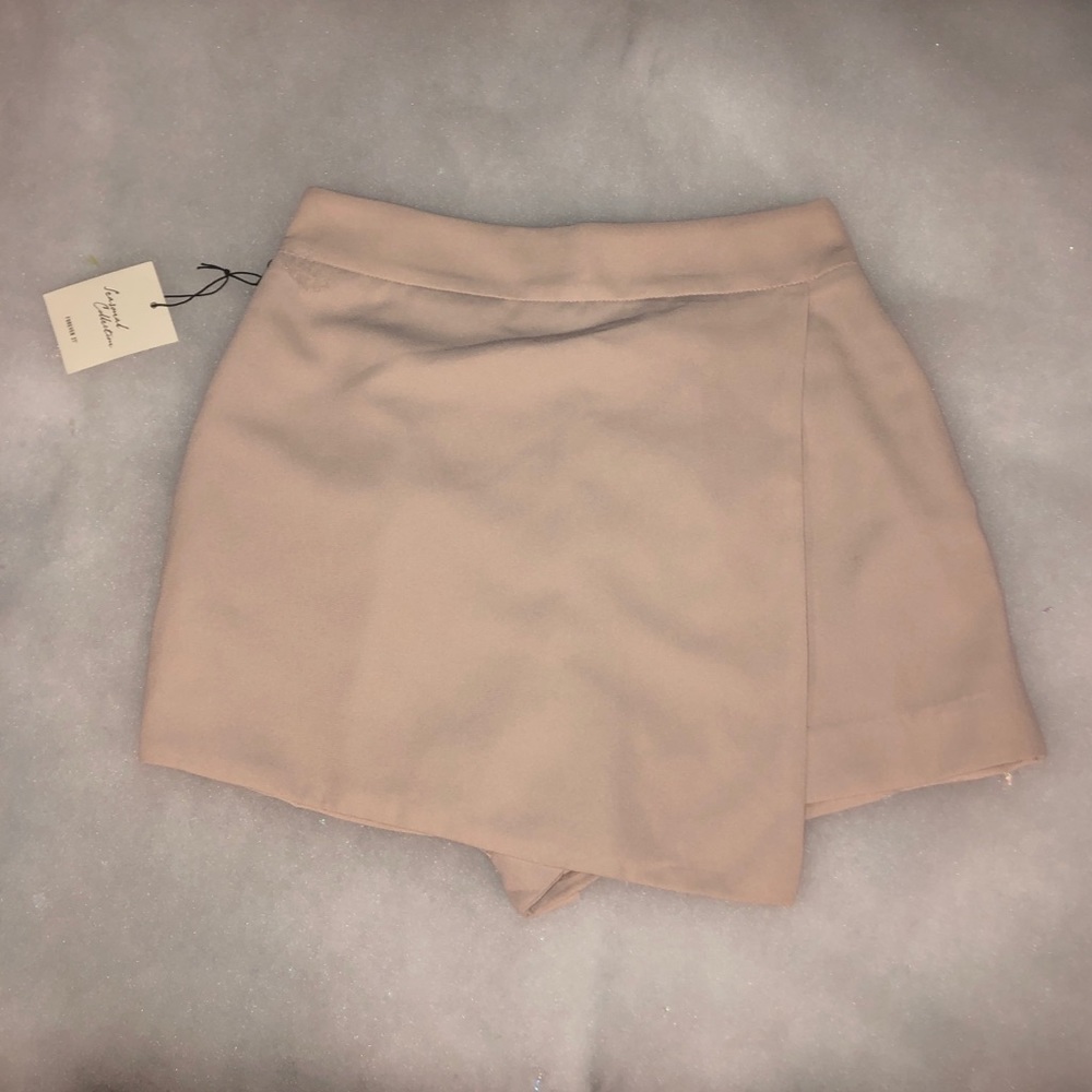 NWT forever 21 blush skort